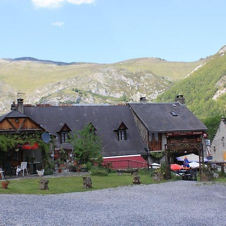 Auberge Des Pyrenees Sainte-Marie-de-Campan Exterior foto